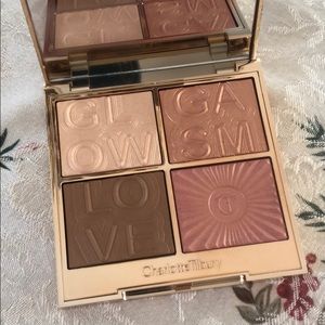 Charlotte Tilbury Glowgasm Palette Lightgasm